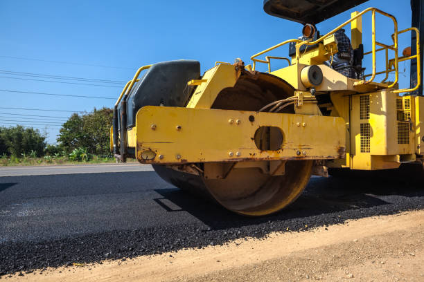 Best Professional Driveway Pavers  in Dalton, OH